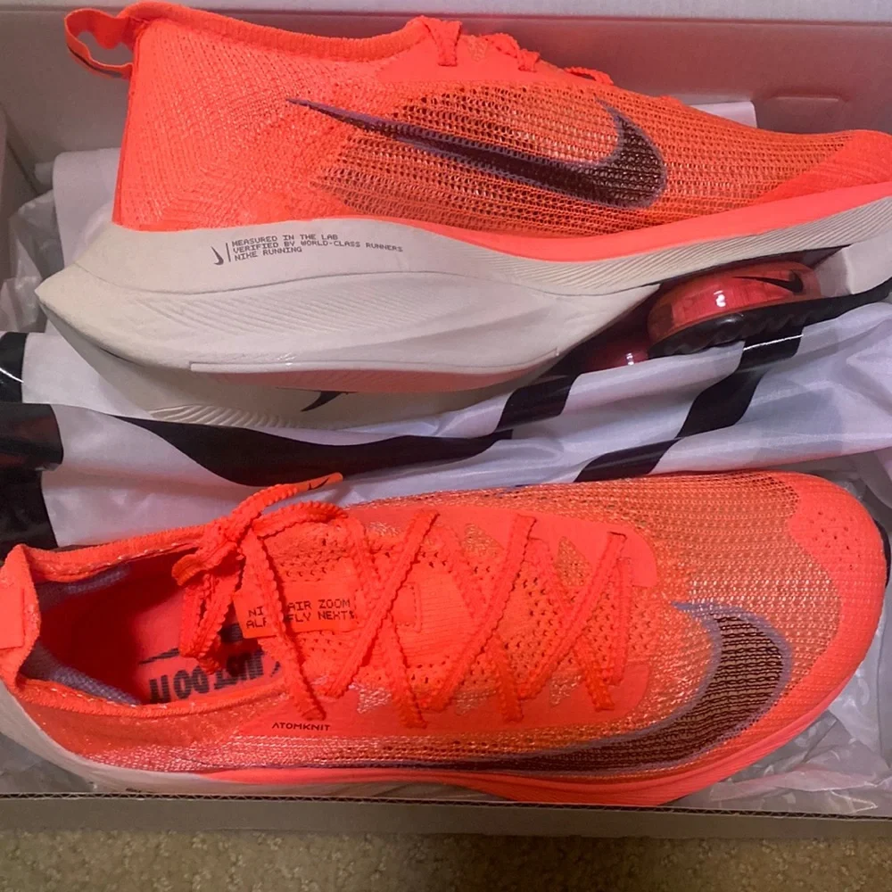 Women Nike Alphaflt running shoes, bright orange, brand new in the box, size 8 - Picture 1 of 2